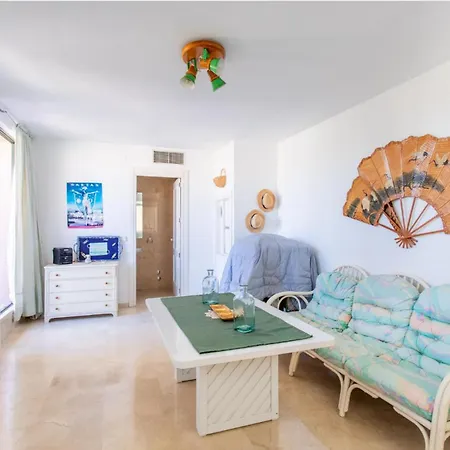 Apartamento Duplex Con Piscina Sotogrande